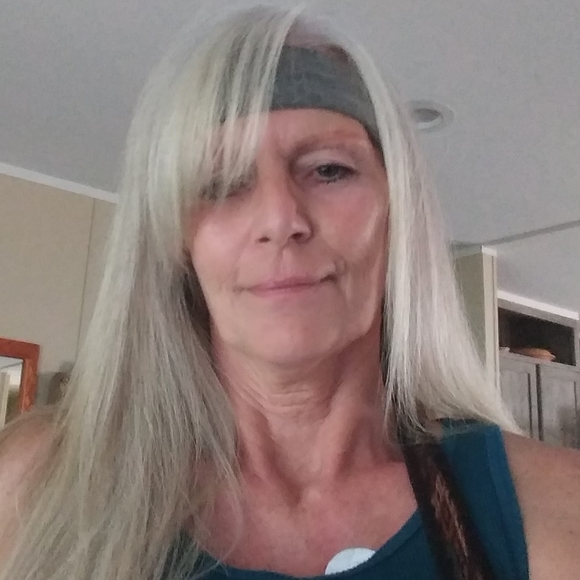 Meet your Posher, Donna - Picture 1 of 1